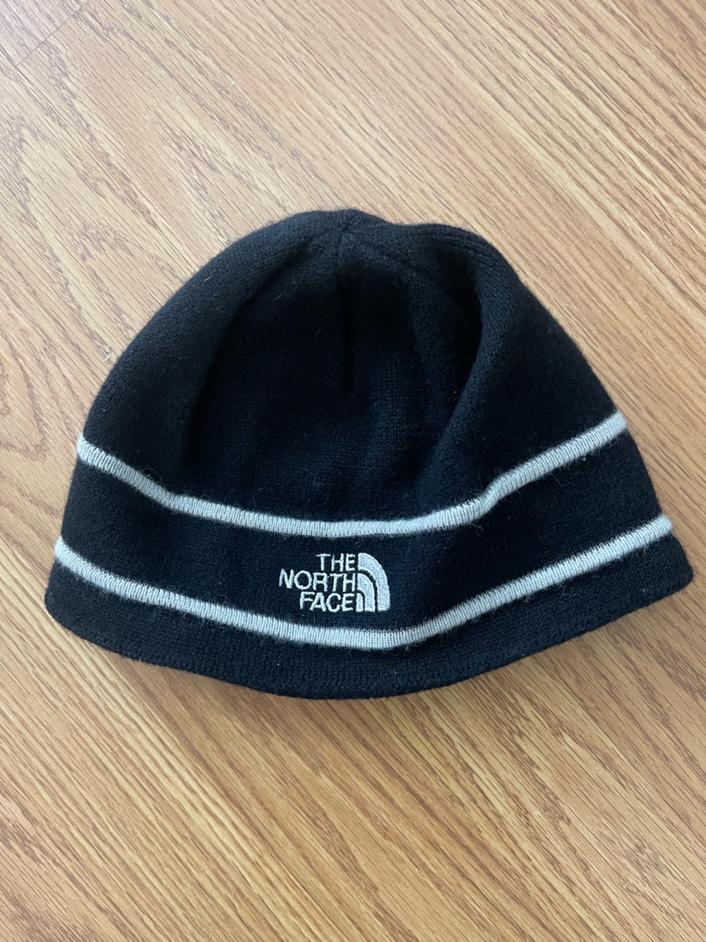 Kids knit The North Face Black Beanie w/white Stripes winter outdoor play